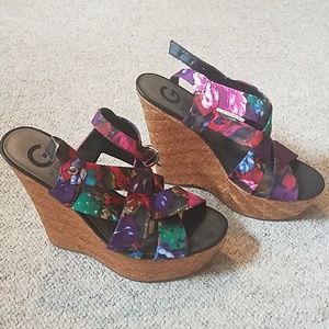 Guess wedges